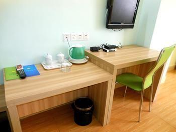 Wain Fast Chain Hotel Guangzhou Luaran gambar